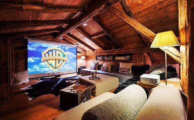 alpineguru's tweet photo. Get cosy in one of our luxury chalets this winter https://t.co/mbw3icf2oM https://t.co/ZdBRFdYtdd