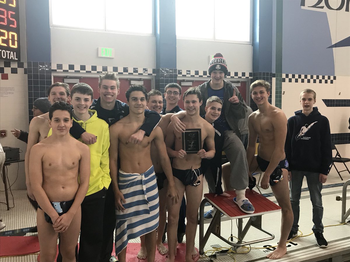 BP_Boys_Swim's tweet image. 🏆 Bay Port takes 1st place by 4 points in the Metro Officials Invite!
