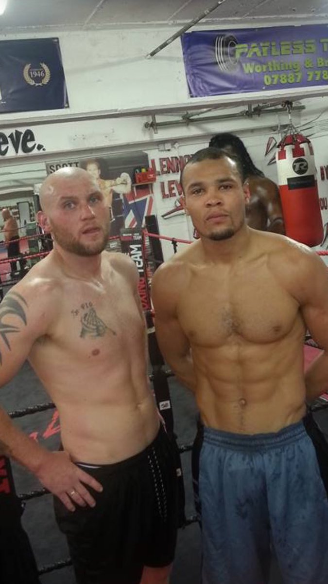 AssassinBoxing's tweet photo. JUNE 2017

@PMcDonaghBoxer finished off camp with @ChrisEubankJr https://t.co/CN6e59eAip