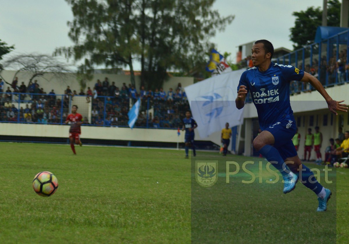 JENDERAL lini tengah PSIS Semarang:
M YUNUS
#1 Uji Coba PSIS 4-0 PPLM Jakarta 
Status : Pengganti
Posisi Main : Gelandang Serang
Menit Main : 45 menit
Gol/ Assist : 0/1
Peluang Emas : 3👍😲
#psis #psisday #psissemarang  #mahesajenar #panserbiru #snex #psisstat #psisstatistics