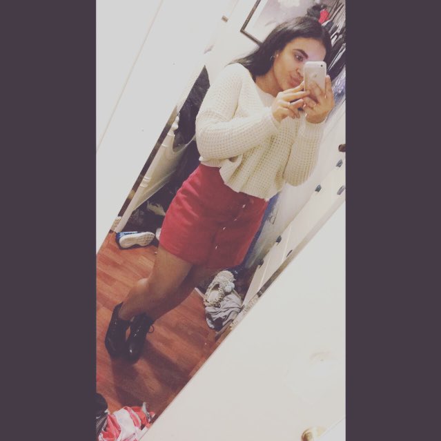 Jrlizanaaa's tweet photo. #NewProfilePic https://t.co/oufSceDeLo