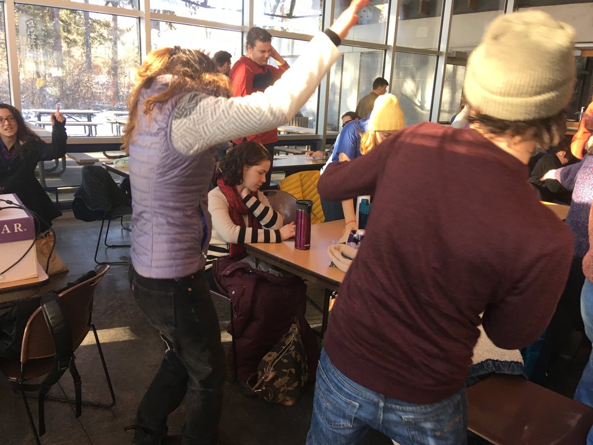 DeborahSecular's tweet image. Motion to dance party! #veidaxx