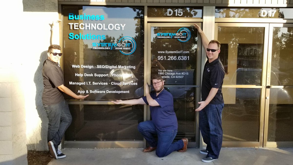 SystemGoIT's tweet image. The #team is super pumped about the signs we put up. The #NewOffice is really coming together! Stop by and say hello :) #thursday