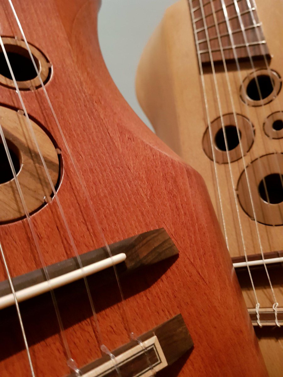lenti_anto's tweet photo. Guitare made by Antonio @lenti_anto https://t.co/n2uCYq3pWF