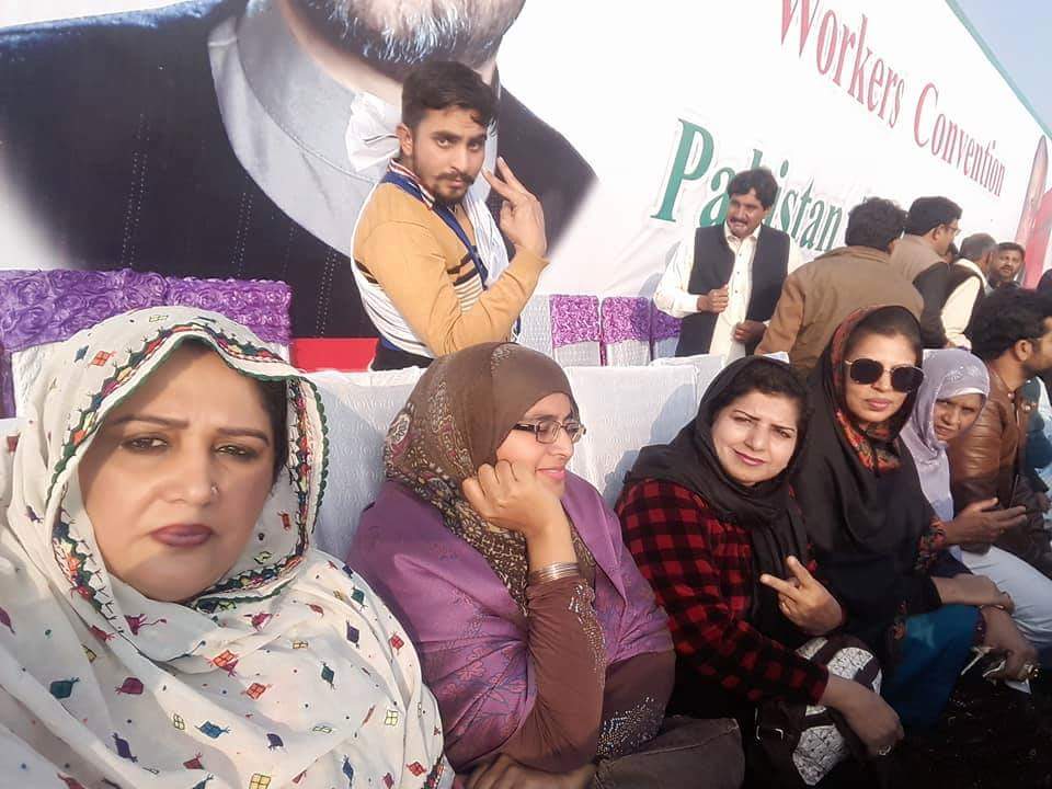 PTIOfficialMTN's tweet photo. #JKTinMultan
Workers convention at Multan https://t.co/WIBdBiy2aP
