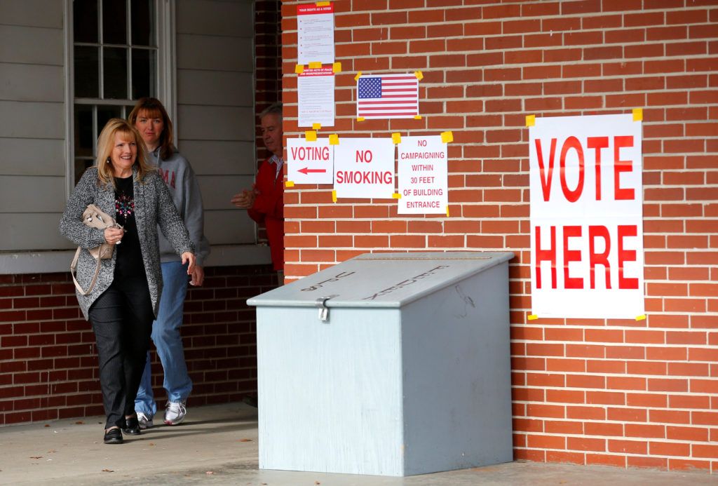 BenjaminHCCarr's tweet image. #BugsBunny #for Senate? Here are the top #writeins from #Alabama's #SpecialElection to.pbs.org/2CfBHXO