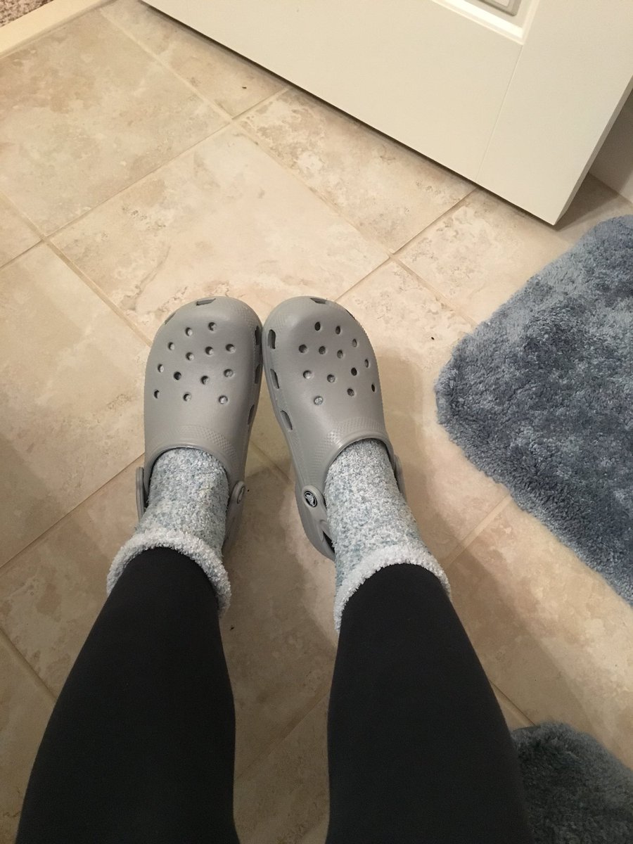 julyinhereyes's tweet photo. took me almost all year but THEYRE BACK. I spent this whole year spreading Croc Positivity and I finally have my own. #crocs4ever https://t.co/5ZShAuWdn2