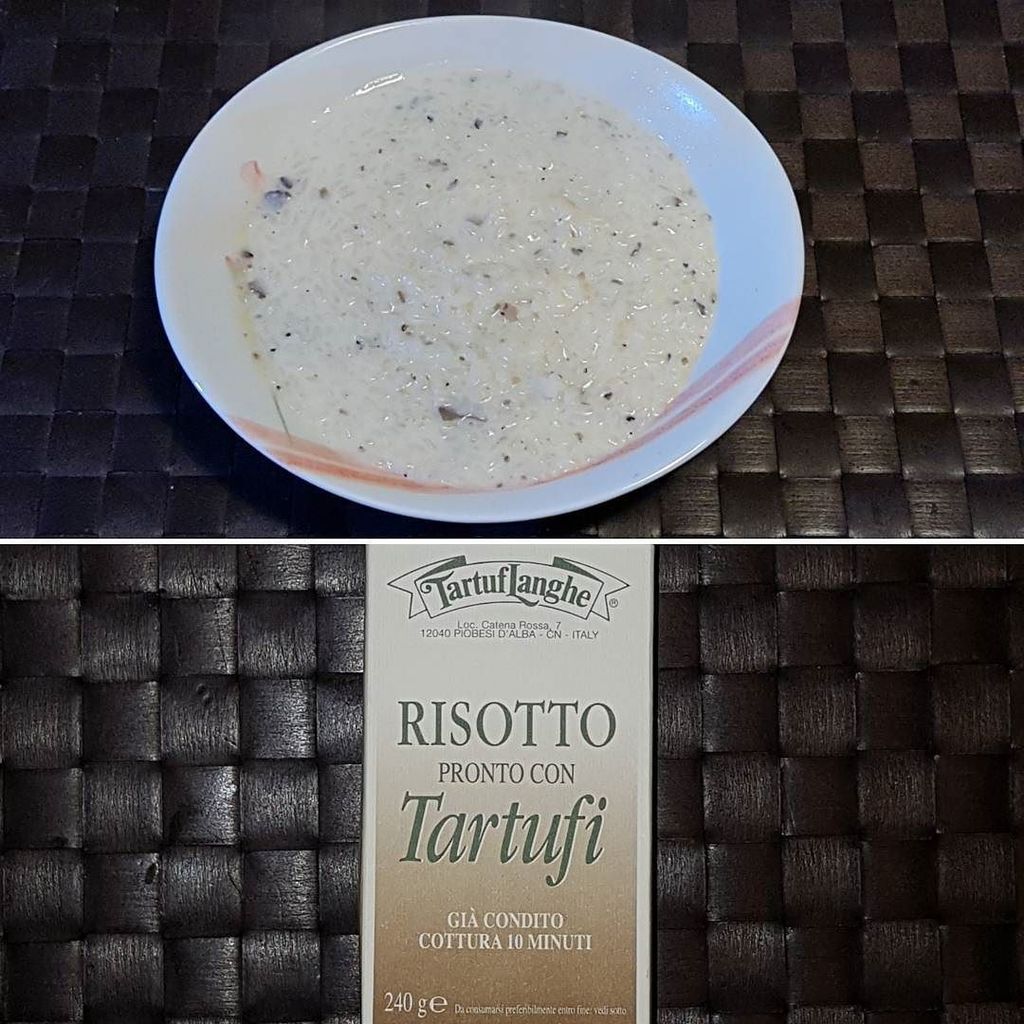 #arroz con #trufas #delicioso
#risotto con #tarufo #delizioso @tartuflanghe 
#rice with #truffle

#goodfood #italy #photooftheday #italia #instafood #yummy #like4like #instadaily #tasty #tagsforlikes #vegetarian #foodgram #igdayly #likeforlike #foodporn … ift.tt/2E7Pr7g