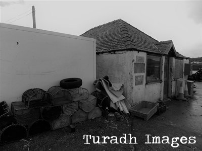 GuidReadsAlva's tweet photo. Dunvegan Harbour, Isle of Skye, Scotland 
https://t.co/5x9HljPdgm
#travel #adventure #wanderlust #roadtrip  #Dunvegan #DunveganHarbour #Harbour  #IsleofSkye #Skye #Scotland #travelphotography #travelpics #buildings #stone #stonebuild #lobsterpots https://t.co/1wymxJIBNP
