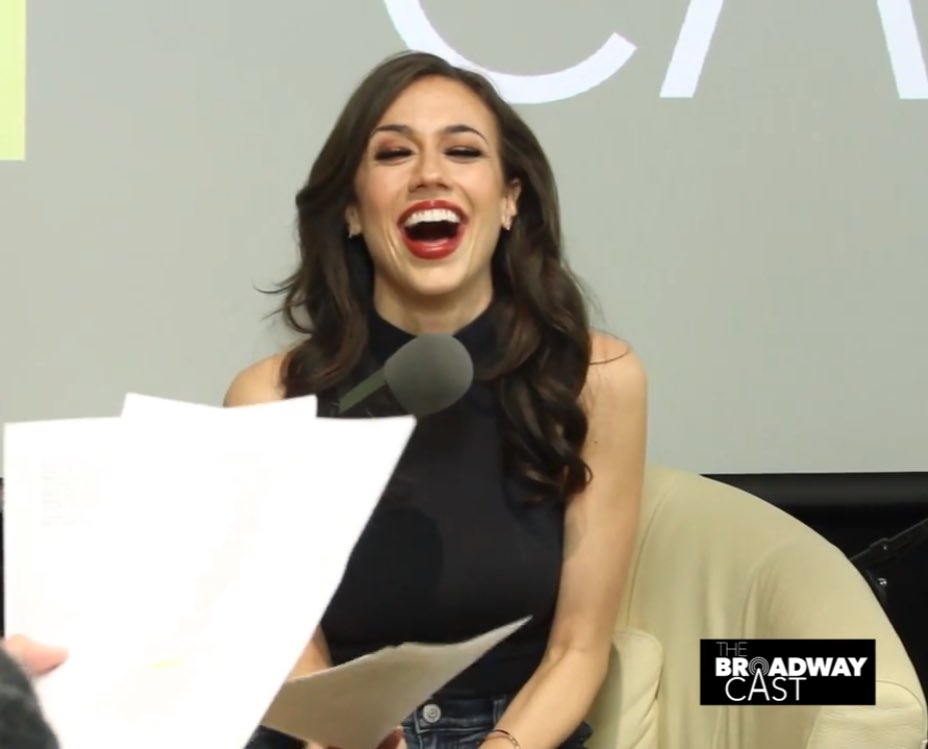 colleenaddicted's tweet photo. My idol laughing is my favorite thing ❤️ @ColleenB123 https://t.co/FUwzQQZl66