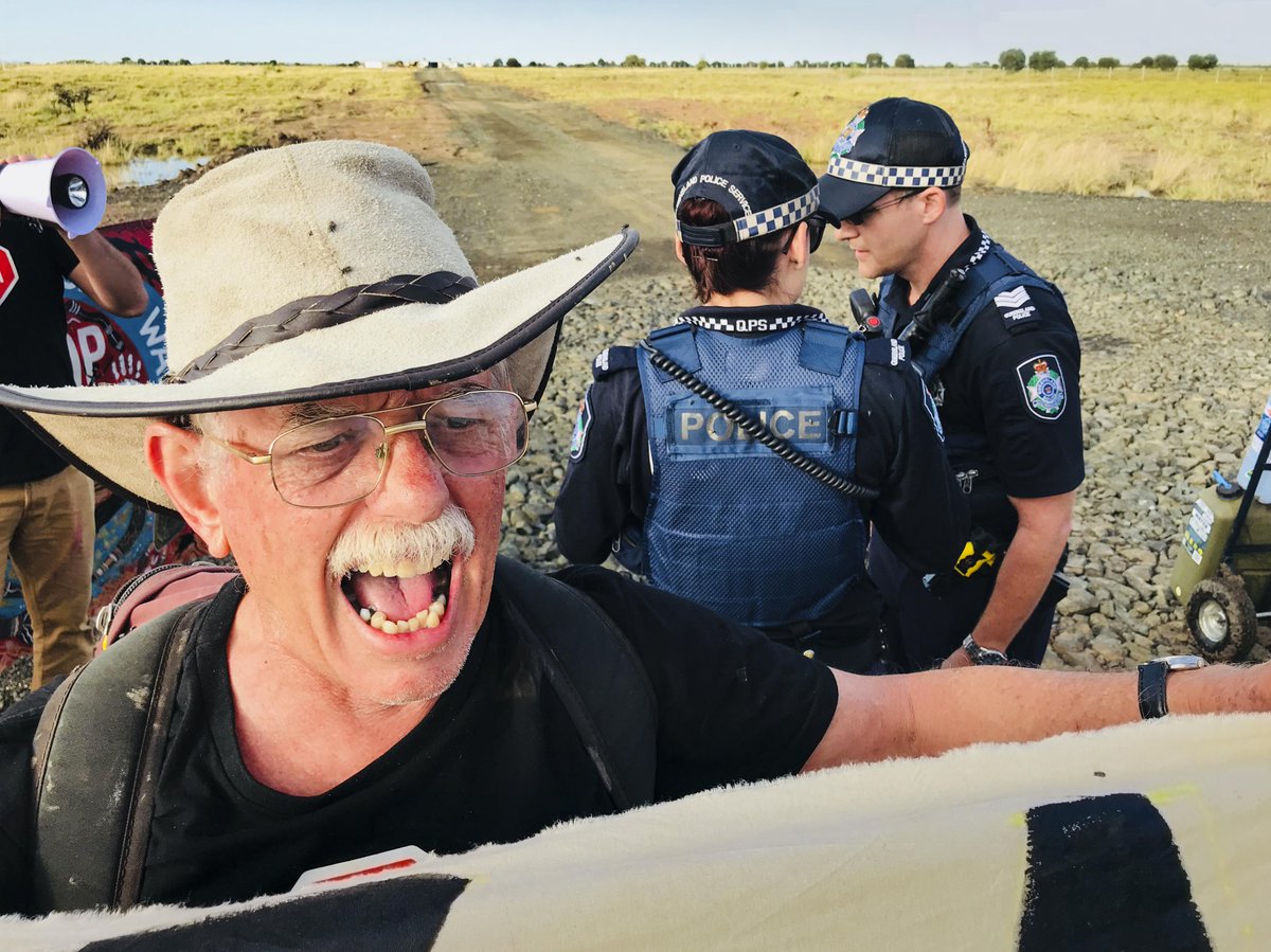 FLACCoal's tweet photo. Adani faces "fresh hurdles" as main contractor Downer leaves, and China pulls the plug on finance
Australians don't want Adani to ruin Country, steal our water, wreck our climate #DirectAction
Adani is not worth it: #ReputationalRisk #FiscalRisk #StopAdani
https://t.co/pkIAgl7LAm https://t.co/xPchAXC2Uv