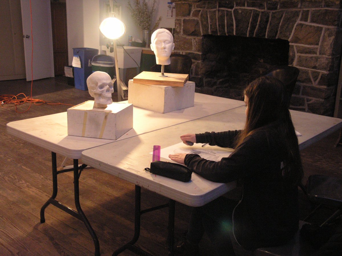 ChesterSpringsS's tweet photo. Teen Drawing & Painting Class at Chester Springs Studio in Chester County, PA.
#Teenartist #TeenArtists #Teens #painting #drawing #ChesterSpringsStudio #art #ChesterSprings #ChescoMoms #artists #ChesterCountyPA #TeenArt #ChesterCounty #TeensCreate #MainlineMoms #Chesco #classes https://t.co/cGprAqXURz