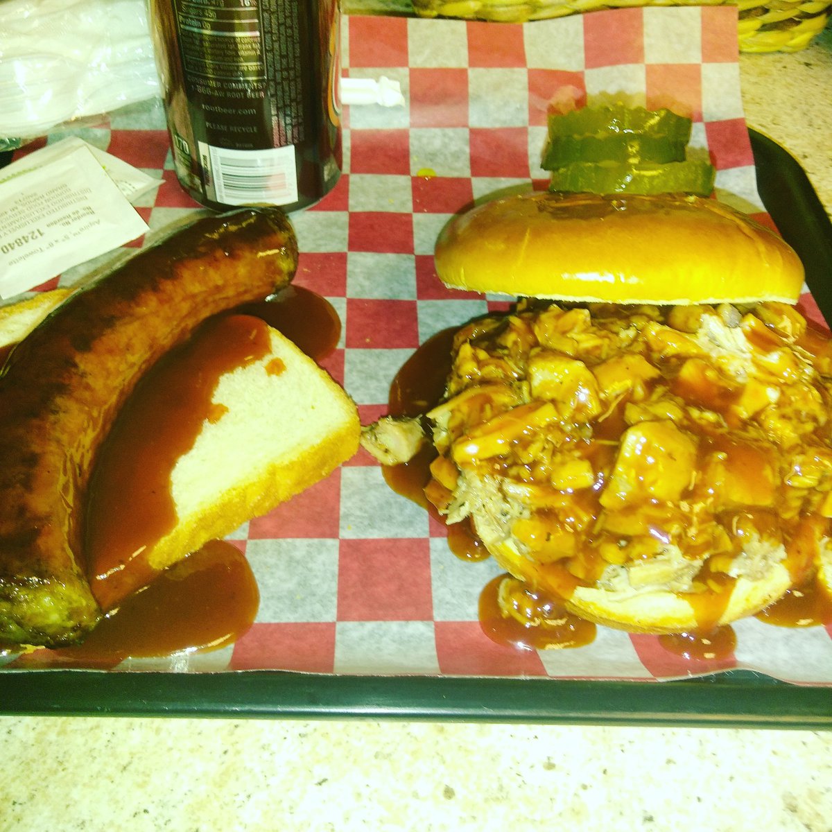 backyardque's tweet image. 