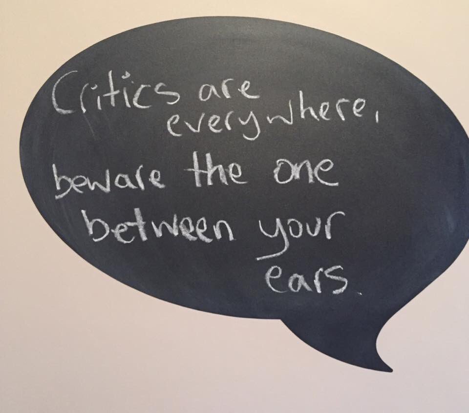 catsheerin's tweet photo. #Thursday's #BubbleThoughts & #day28 of #commasandampersands is #author and it's very #important to remember that you are the author of your own life story so be kind and gentle with your thoughts and make your life's book a best seller โจ #theholistictoolkit https://t.co/0fKFxiQPb7