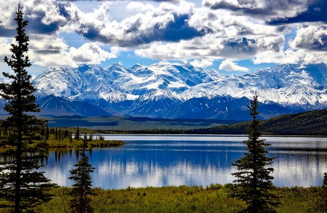 VIPTravelExp's tweet image. It's almost Friday! The next amazing destination to put on your bucket list is Alaska! It offers a bit of everything for everyone!

Alaska: Adventure Into The Last Frontier bit.ly/2ChRODT
#VIPTravelExperience #VIPAlaska #AlaskanAdventures #Travel #LuxuryTravelRedefined