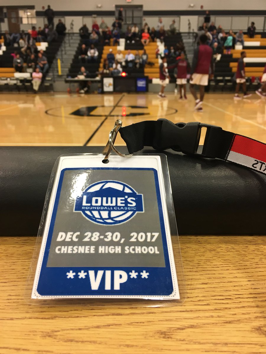 #HereWeG0™ 
Thanks @LowesClassic 4 the 
#VIP treatment. #DoneTheRightWay