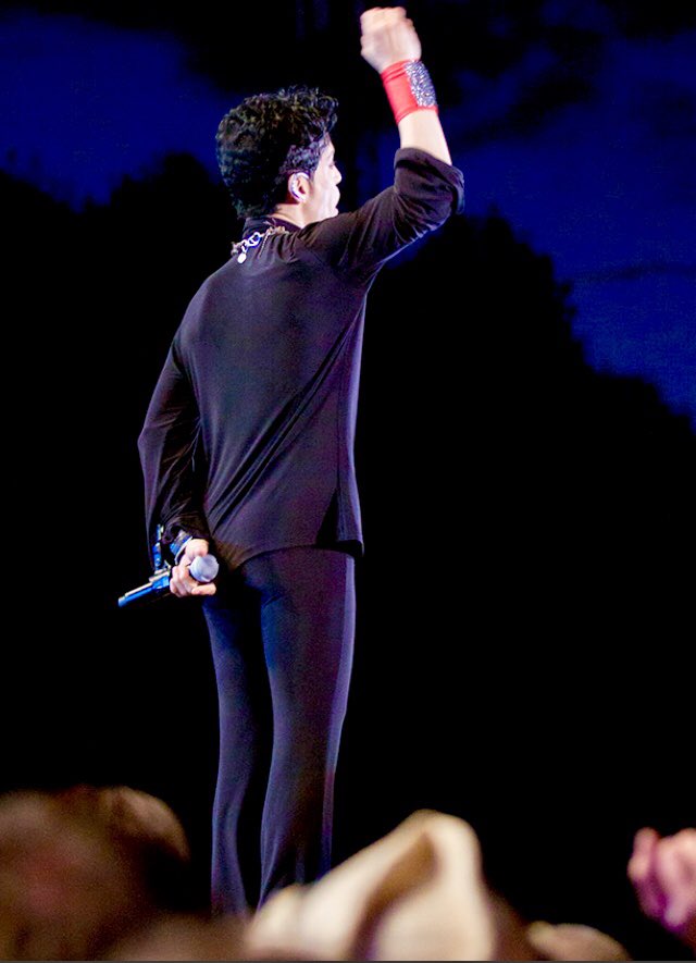 princesdorothy's tweet photo. Man, these photos! #Prince at the Sziget Festival, Budapest, 2011. More: https://t.co/cPxttxnka2 #Prince #princephotos #Legend https://t.co/oq2Uf0a1s5