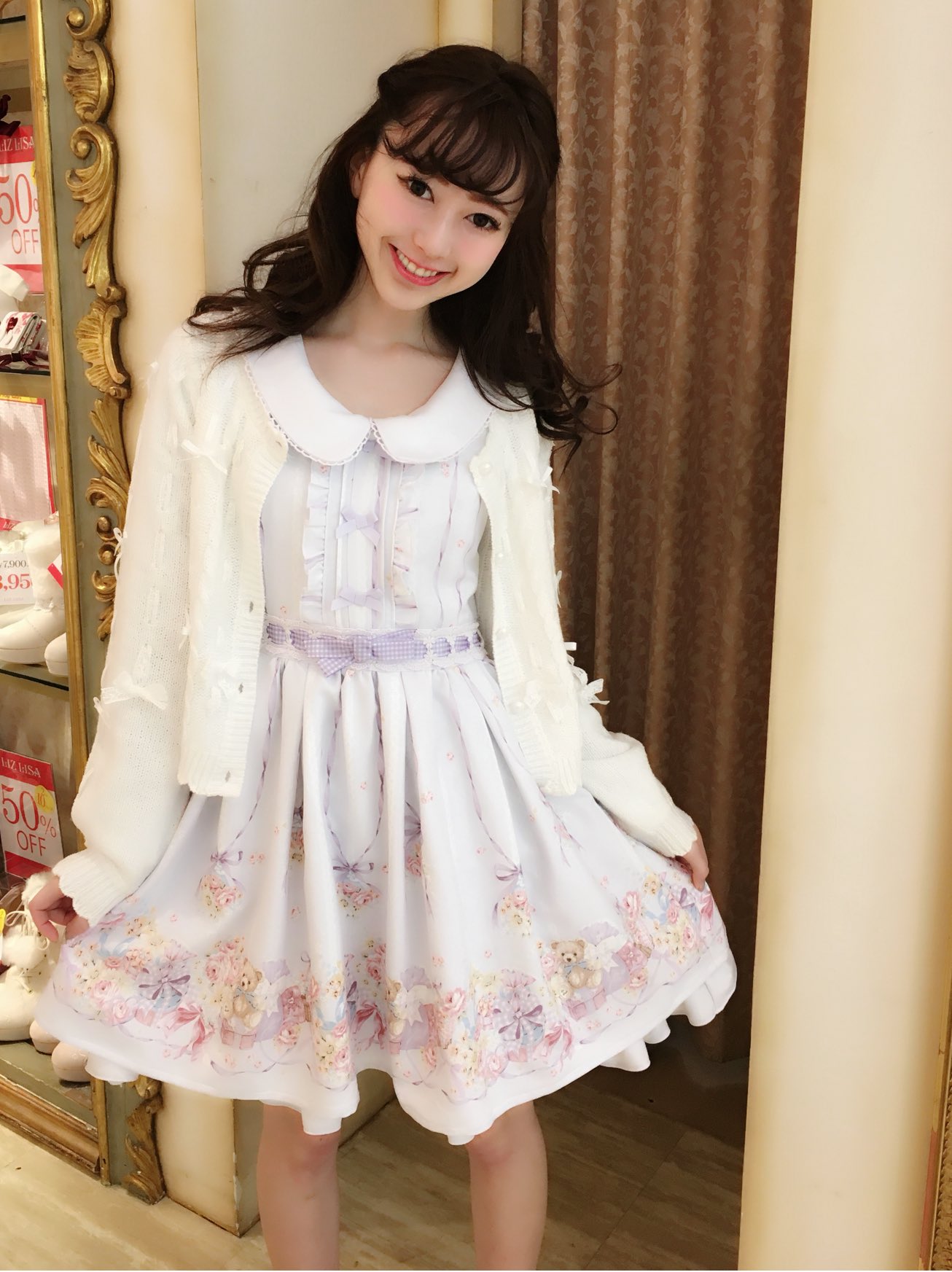 LIZLISAラッピング柄ワンピース LIZ LISA♡新宿ALTA୨୧ॱ॰* on X: 