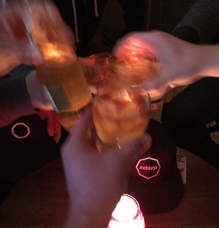 schlepit's tweet photo. Cheers 🥂 to another good year. So long 2017 — bring it on 2018. #schlepit #celebration #limestonetomarble
#locallogistics #logistics #chicagologistics #mikwaukeelogistics #nyclogistics #delivery #heavylifting #laboranddelivery https://t.co/ByKyExvWe2