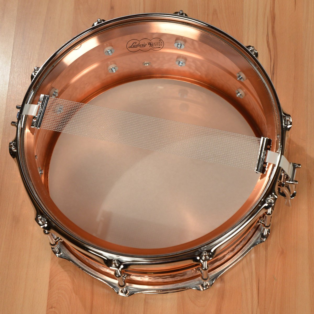 chicago_drum's tweet photo. The @LudwigDrumsHQ Copper Phonic Snare. Hand-hammered and sounds like a dream. You can always count on Ludwig, folks! https://t.co/BqhTcYD3XG #drums #drummer #snare #snaredrum #ludwigdrums #ludwigsnare #coppersnare #handhammered #chicagodrumexchange #chicagomusicexchange https://t.co/cFa5WY84yx