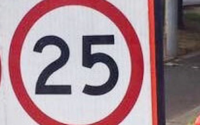 Hefty fines will aim to ease #Adelaide drivers' roadworks frustrations, along with new permits system ab.co/2DrL6uw