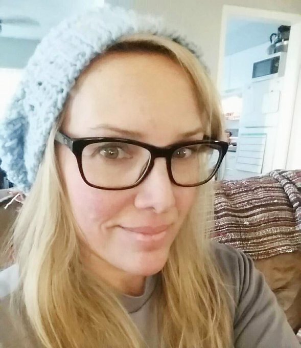 I tried a new slouch beanie crochet pattern. It turned out great! https://t.co/E7Kl3yDpIj