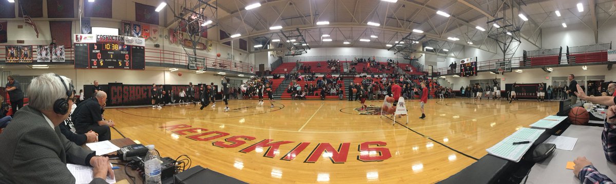 WTNSSports's tweet photo. Night #2 Game #2 of the Classic about to start!
Ridgewood vs Coshocton! Hear it on FM 99.3 or online at https://t.co/mBffQaaDxr https://t.co/HtGoB3qzJi