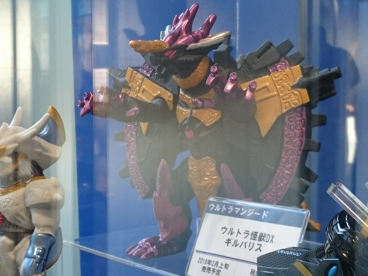 劇場版ジードのソフビも展示。そこそこ塗り分けられている 