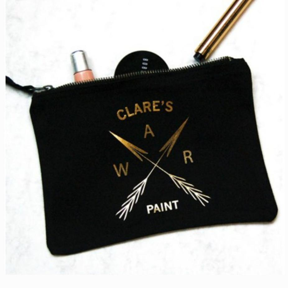 bouf's tweet photo. Add some glam with our makeup bags! Add your own message or name - they make the perfect gift, or just treat yourself! Shop our bio link! #perfectpresent #gifts #personalised #personalisedgifts #makeup #makeupbag #glamour #treatyourself #makeupfans #lovemakeup #giftsforher https://t.co/hxCWdsO25k