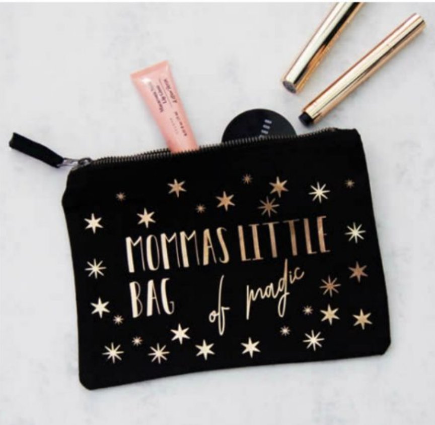 bouf's tweet photo. Add some glam with our makeup bags! Add your own message or name - they make the perfect gift, or just treat yourself! Shop our bio link! #perfectpresent #gifts #personalised #personalisedgifts #makeup #makeupbag #glamour #treatyourself #makeupfans #lovemakeup #giftsforher https://t.co/hxCWdsO25k