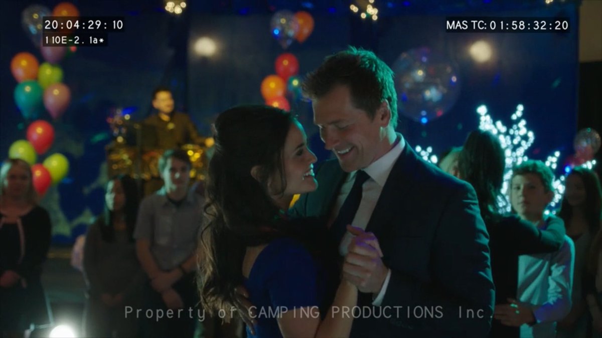 paulgreenemedia's tweet photo. If your in canada today @danicamckellar and my camping movie that kinda looks like a christmas 🎄 movie is on 8pm MST. Global tv #CanadianHearties @BarbaraNiven @AliSkovbye https://t.co/Qrqy2TWEsK