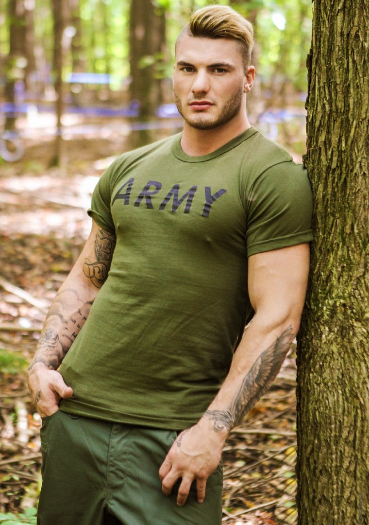 JohnTeganXXX's tweet photo. 🎬⬆🎞 SERIES FINALE→The ‘Battle Buddies’ Finale is Here. And This Time I Mean It. @William_SeedXXX #MorganBlake #AlexFortin #BellamyBradley @MEN @GayDailyHotNews https://t.co/hXaRdxizEd https://t.co/1fXr6sF92g