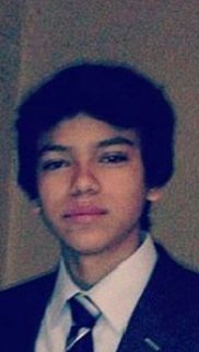 GringsGraphics's tweet photo. @Roberto_Cein Que pedo con el niño lobo xdxdxd, abre md, te tengo una sorpresa <3 https://t.co/0M0R1VWve4