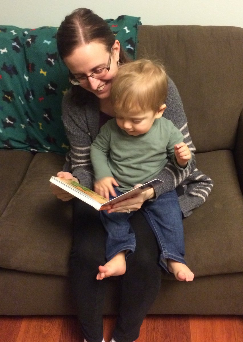 violingal_woods's tweet photo. Reading a book Danny got for Christmas #goodnightnewmexico #HighcroftReads https://t.co/YSQqi6vQf3