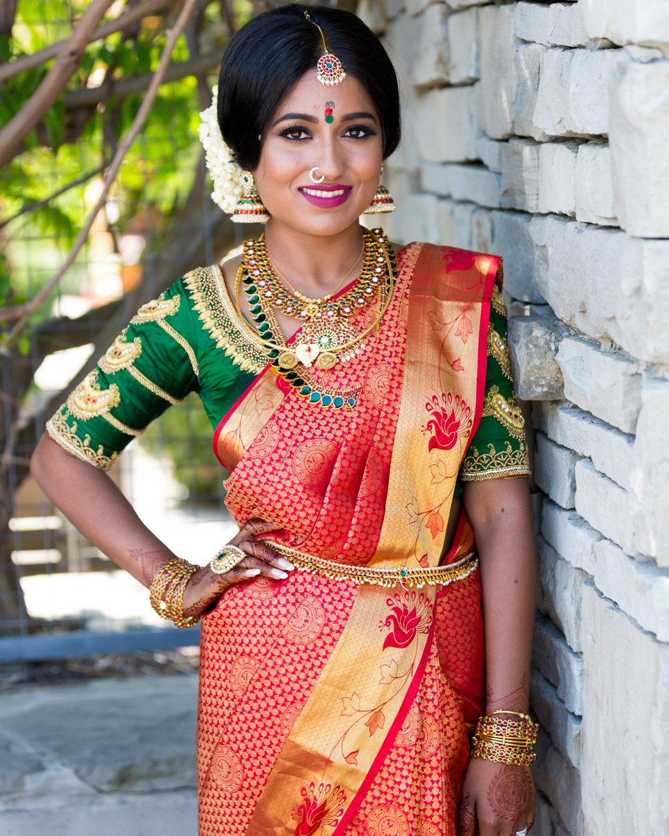 RavB_Co's tweet photo. Thusani, September 2017 ❤️ #RavBBride #IndianBride #IndianBridalMakeup #TorontoMakeupArtist #BrideToBe https://t.co/K5Rpm7KtVX