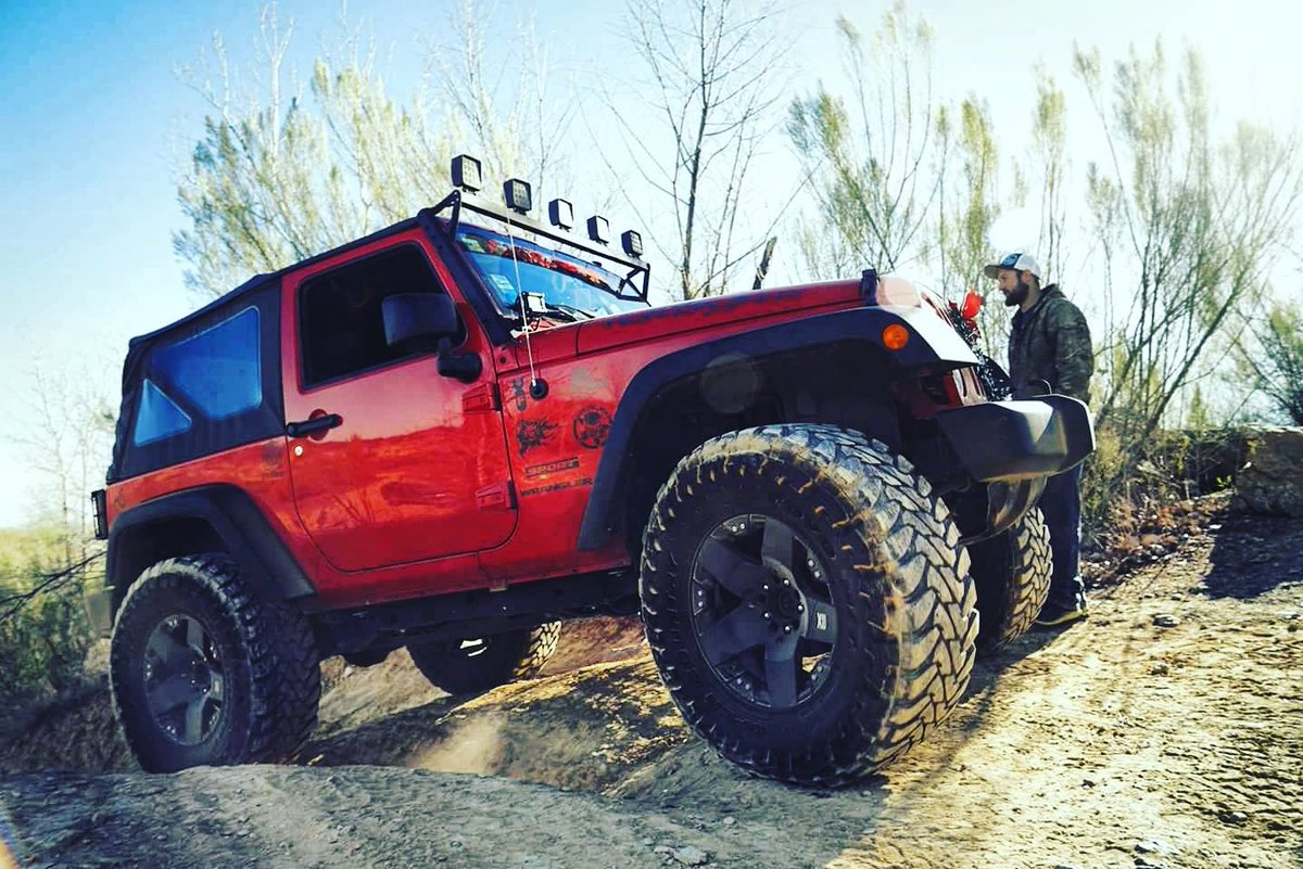 texaschick67's tweet photo. Always be that wolf, climbing the hill. Always hungry for more! Always hungry to grow, to feed your mind and to rise to the highest level YOU can take yourself..Lone Wolf
#crawlhers #4x4 #jeepgirl #screaminlizard #texasjeepadventures #mallcrawler #jeepbuilds #texasgirl https://t.co/xpefeRigkf