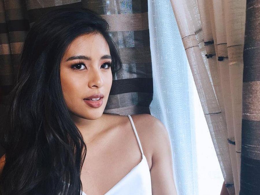 GabbiActivity2's tweet photo. Get up close personal with this kapuso actress in her new show, 'Gma Online Exclusives: #Goals with Gabbi Garcia.' https://t.co/r6v9YzwdJU 
📷:https://t.co/jN1ddrPN49 https://t.co/E4q6y5HB2P