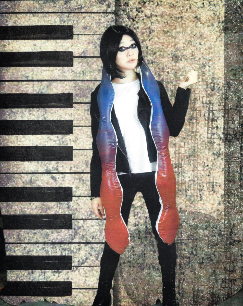 hanyuleum's tweet photo. Wet Floor's female vocalist and guitarist
I still haven't gotten my photos from the #counticon free photo booth but luckily I had this printed out. Scanned and edited to bring you some more Wet Floor
#splatoon #cosplay #wetfloor #splatoon2 @NintendoAmerica @SplatoonJP https://t.co/AfONk3wgVP