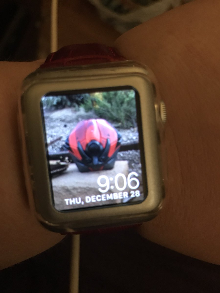 Rosekeepr's tweet photo. Thought you all might enjoy my new watch face ๐๐น #ExtinctTV #ExtinctSeason2 #RenewExtinct @ExtinctTVshow @byutv #RedDrone #Extinctables https://t.co/32g7FonZnv