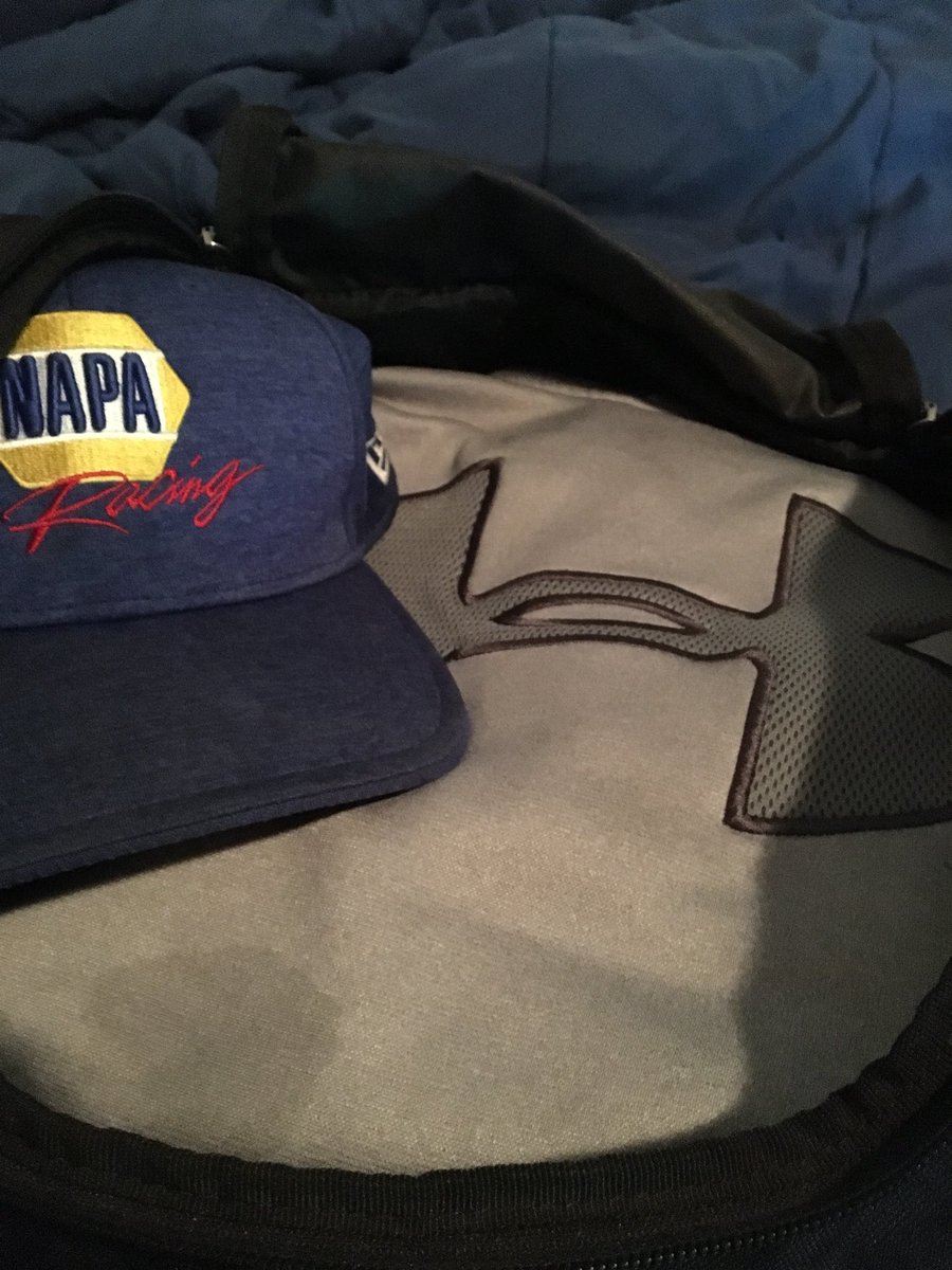 jasntrply9's tweet photo. Bag packed. Will be in Blue Ridge in 24 hours. I believe @chaseelliott would approve of this weekends attire #GonnaBeAColdOne https://t.co/5CwHwCPfAM