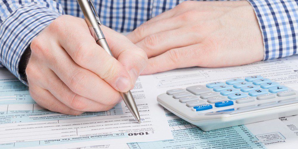 34 things you need to know about the incoming #tax law - <a href="/CNNMoney/">moneyzab</a> buff.ly/2lfdzwd