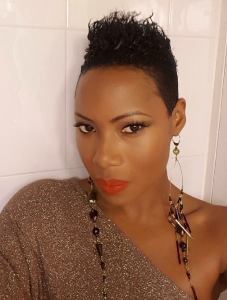 Just another Bold holiday glam face beat by RacquelJ...model wearing Bold lip lacquer Fierce and Bold mink lashes