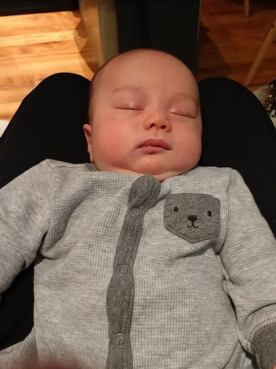 w1ebe's tweet photo. Chillin with my nephew Cam #BKBaby https://t.co/qvGmMQVs3O