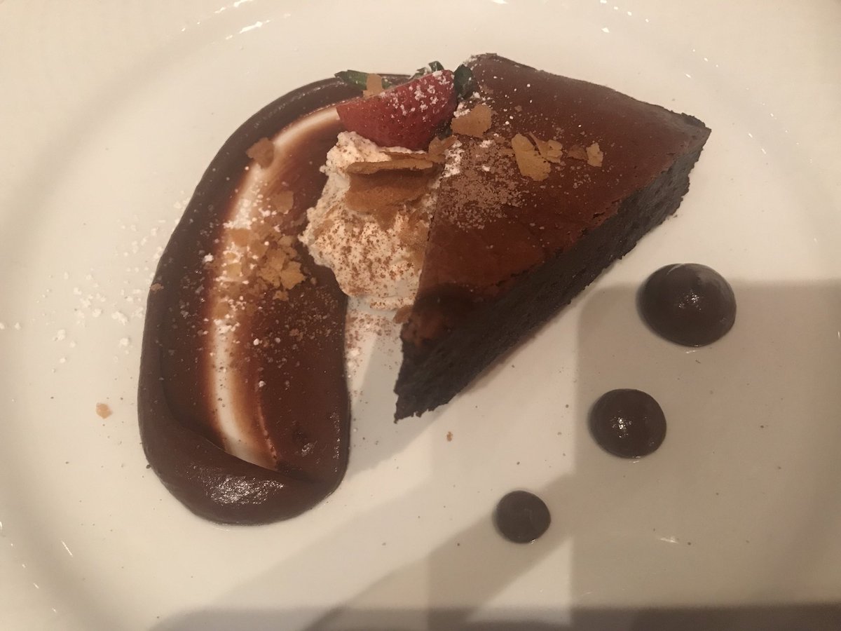kimiburgess6's tweet photo. Dinner alone wasn’t as bad as I thought. Oddly enough, I enjoyed it. The food was excellent #salmon #flourlesschocolatecake #dewz #dateyourselffirst #dateJesus https://t.co/8BVuZilpuz