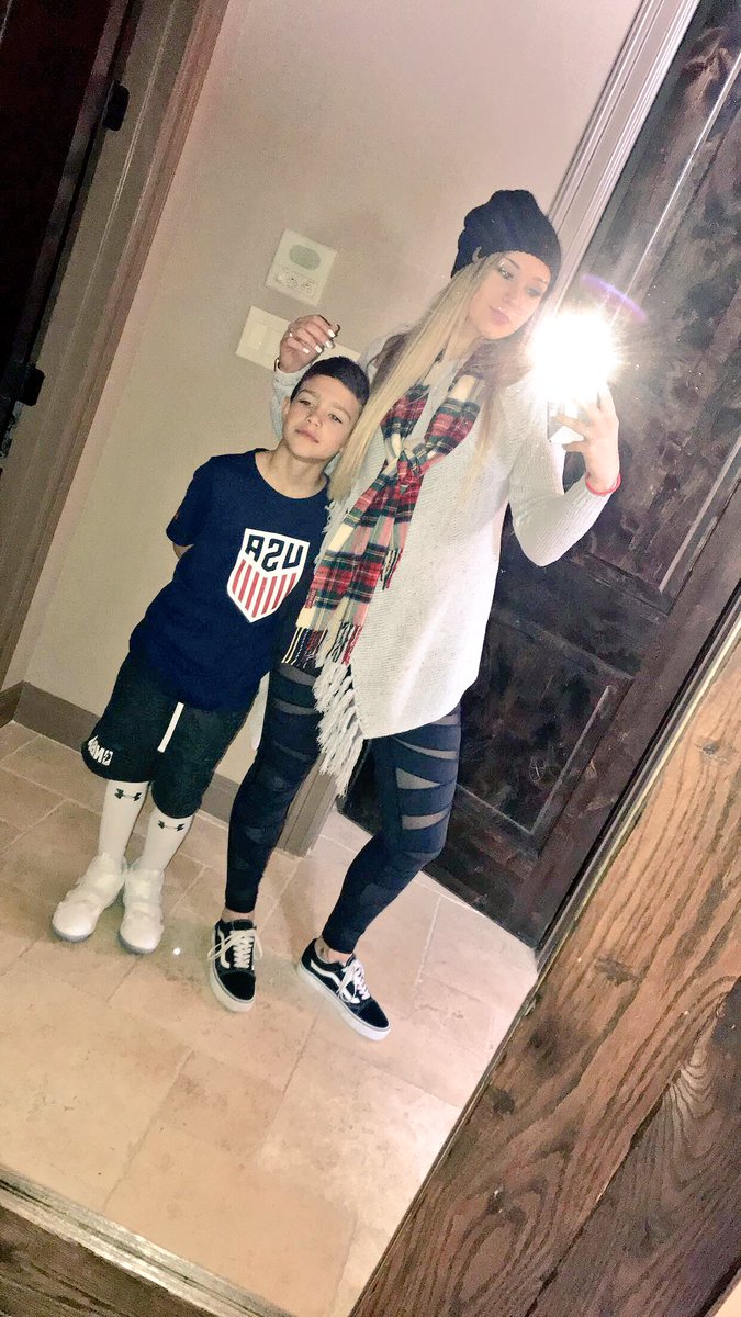 aspenh4's tweet image. cool kid featuring his cool aunt 😛🤞🏼 #snapfirst