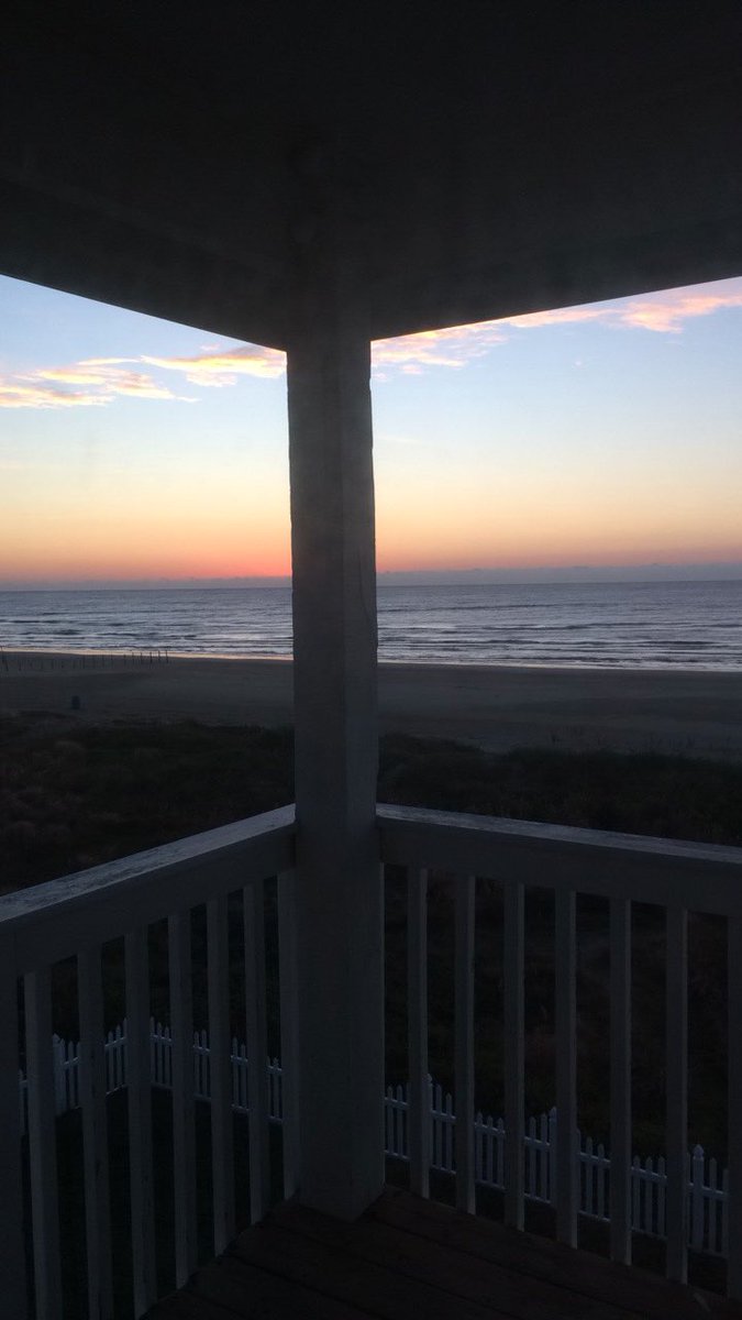 tommy_Merlyn85's tweet image. vacay