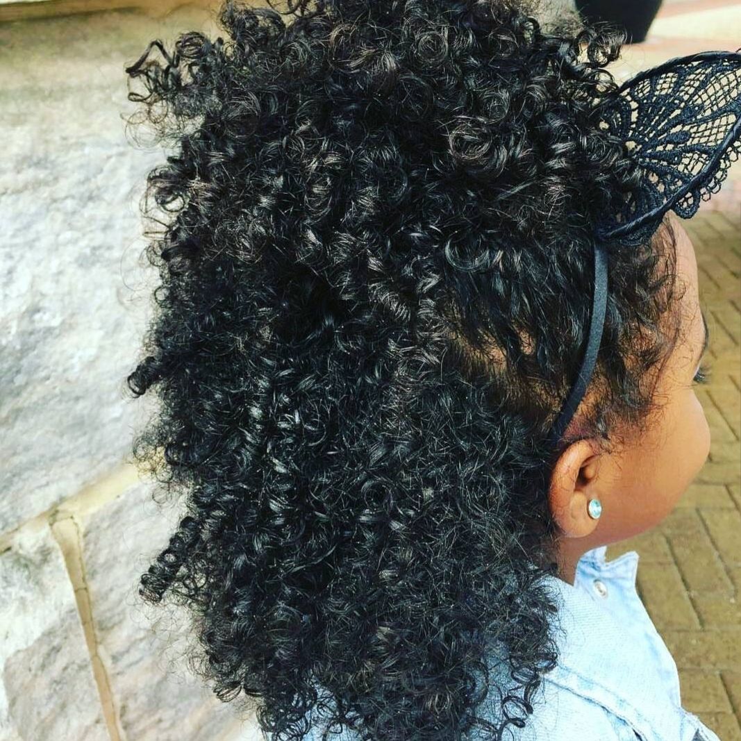 SmileCurlyUK's tweet photo. Let 2018 be the year to start ur childs hair journey with Smile Curly! Lets achieve beautiful defined curls for your child.
Link is in the bio
#hairjourney #curlyhair  #worktogether #beautifulcurls https://t.co/YjReObhd5V