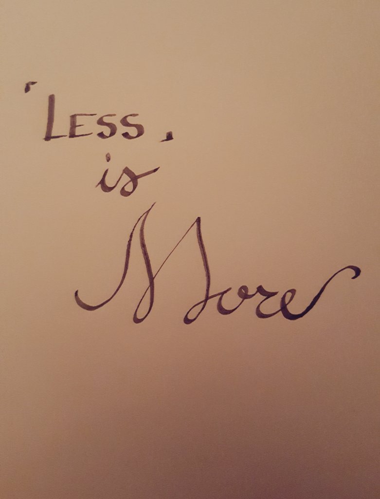 Nicole_Faccio's tweet photo. Primo piccolo lavoro di calligrafia! potevo scrivere altro, dopo 3 mesi allo @IUS_VE ? 😄
#Calligraphy #lessismore https://t.co/I3hYXxLl0N