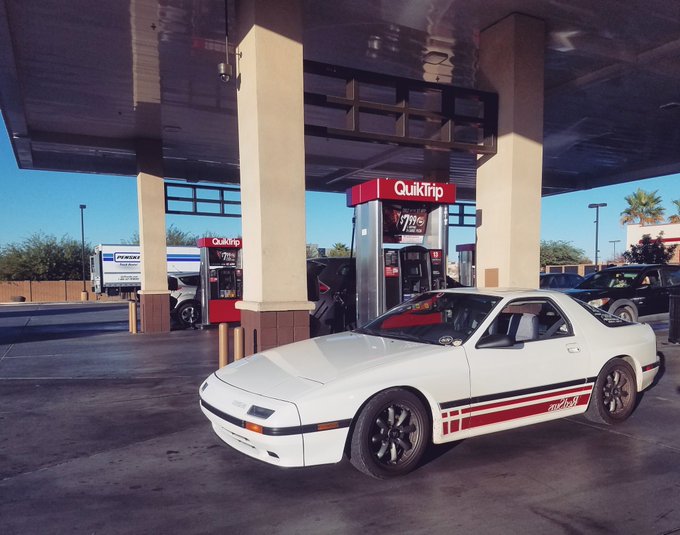 I wish my car was cooler. https://t.co/r8SwXzJnr7