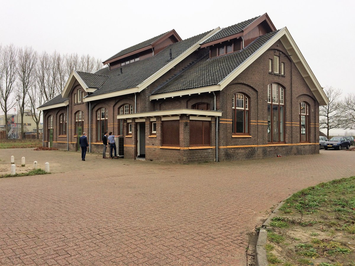 Welke invloed heeft het herontwikkelen van een gemeentelijk monument op de WOZ-waarde? Collega's van SMQ en <a href="/VeloA/">VeloA</a> gingen aan de slag met deze interessante casus bij de Gasfabriek in Deventer: smq.nl/smq_verbindt/i…